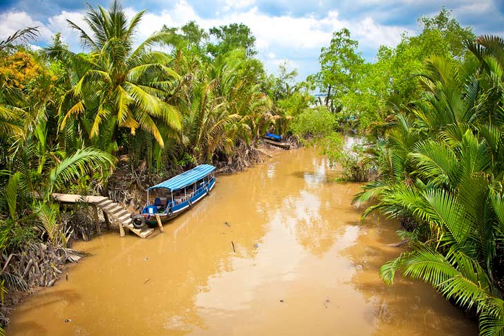 MEKONG DELTA - CU CHI TUNNEL SMALL GROUP FULL DAY TOUR